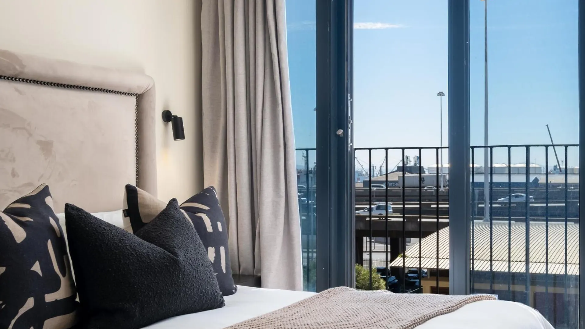 Vida D'Chette 413 Apartment Cape Town